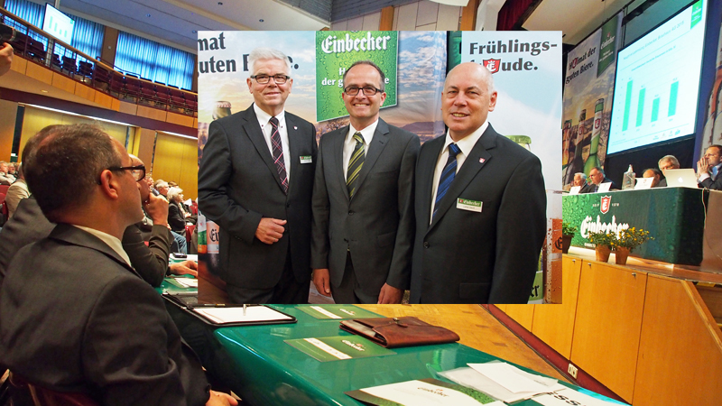 Aufmerksamer Beobachter: Martin Deutsch (links) wird ab Oktober neuer Vorstand der Einbecker sein, Walter Schmidt und Lothar Gauß (kl. Foto) begrüßten ihn.