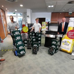 Hopfenfrucht-Präsentation bei der Volksbank